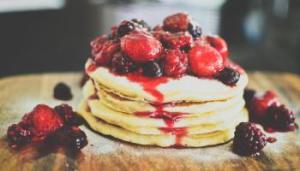 mixed-berry-and-hazelnut-pancakes